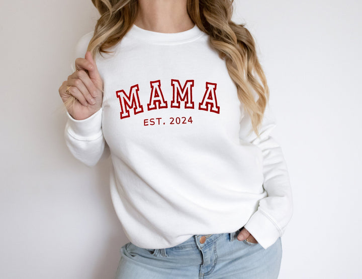 Sweatshirt brodé personnalisé noms famille. Cadeau unisexe confortable, idéal maman ou papa.