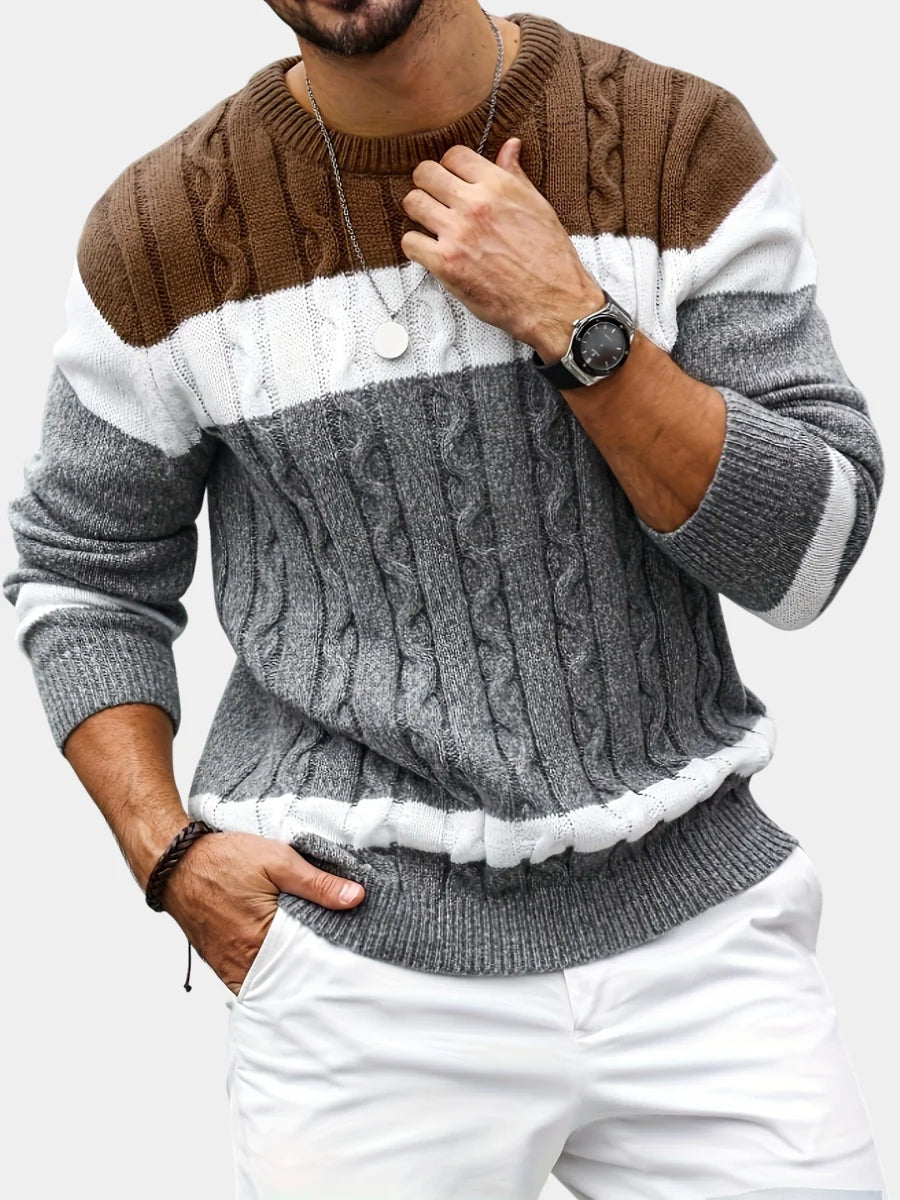 Pull homme color block moderne et chic pour l'hiver, style décontracté avec col rond. Idéal mode masculine.
