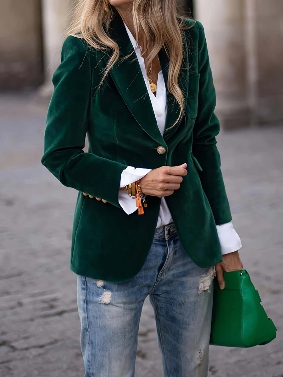 Veste blazer femme velours marron, coupe slim, un ajout élégant et tendance à votre garde-robe.