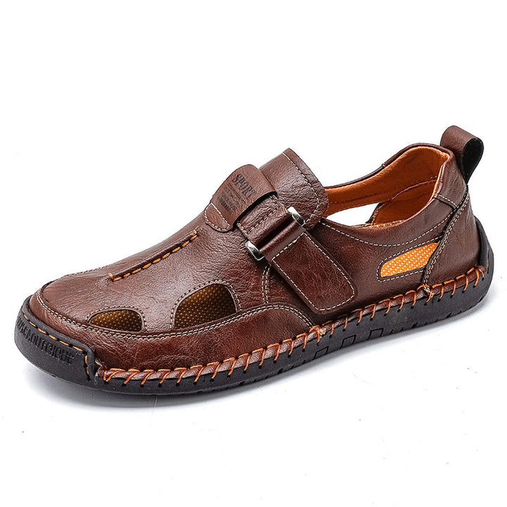 Sandales ouvertes homme pour l'été, avec brides ajustables pour un confort optimal. Modèle grandes pointures outdoor.