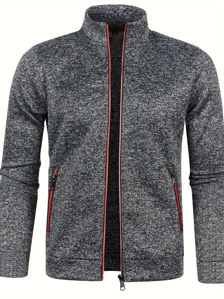 Veste homme polyvalente, zippée, avec col montant. Confort optimal, idéale pour un style décontracté chic.