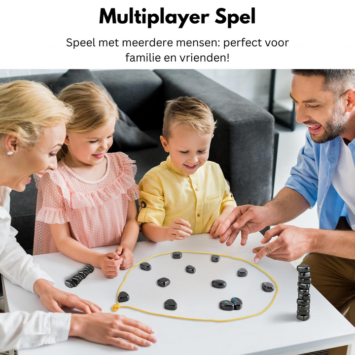 Jeu d'échecs compact pour voyager. Pièces magnétiques stables, parfait pour la réflexion stratégique.