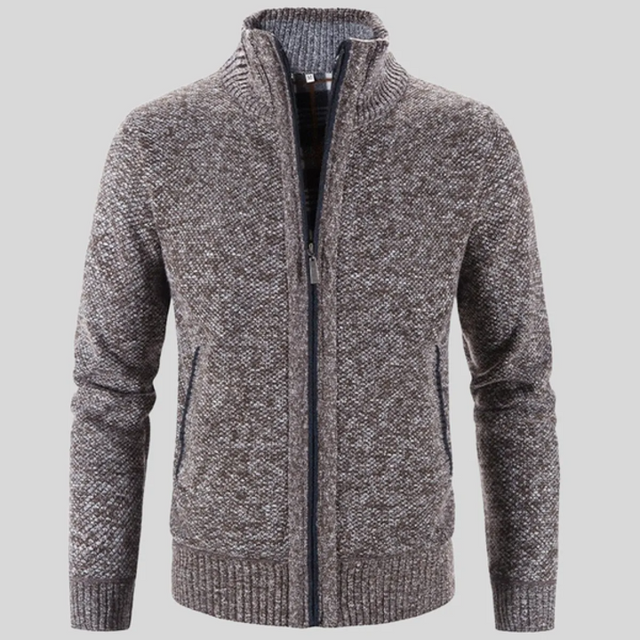 Gilet homme col montant zippé en maille, parfait pour la mi-saison. Vêtement chaud et stylé.