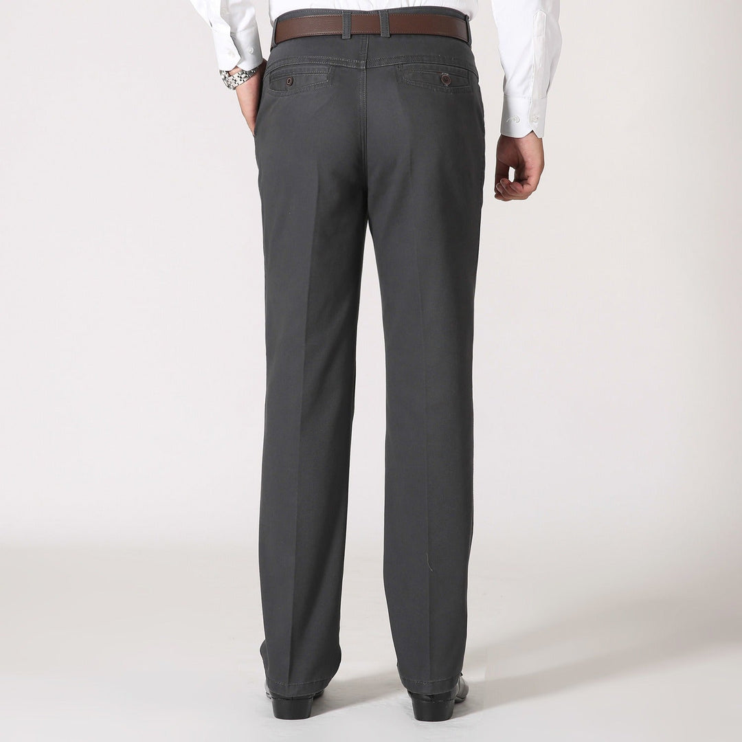 Pantalon homme habillé coupe droite noir, parfait pour un look professionnel ou une tenue d'affaires classique.