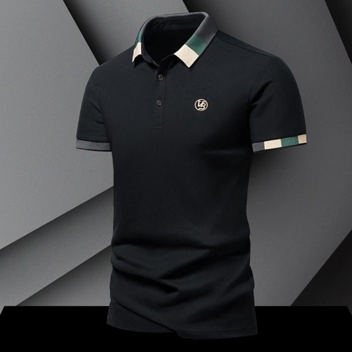 Polo homme élégant à manches longues, texture géométrique chic. Idéal pour un look décontracté ou tenue bureau.