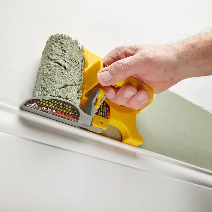 Rouleau à peinture innovant pour des finitions parfaites et des bords propres. Idéal bricolage maison.