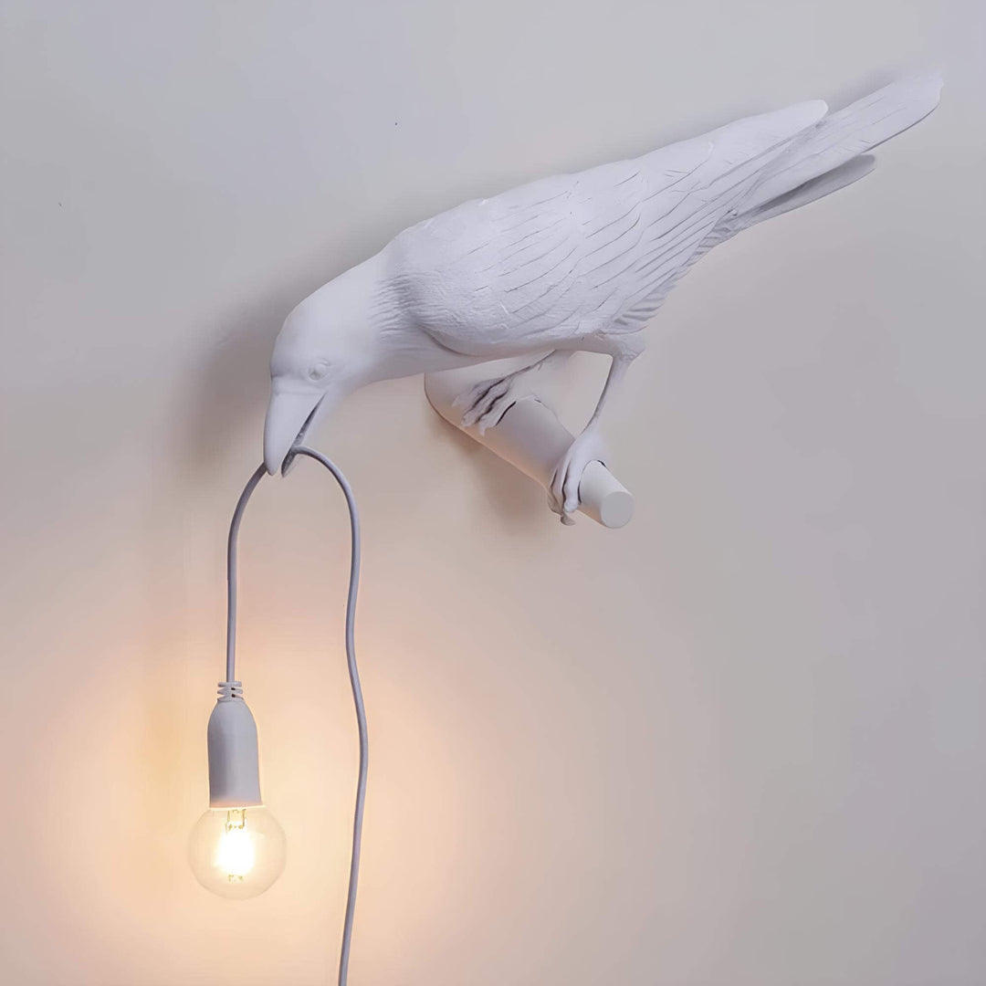 Lampe murale LED corbeau blanc, design unique. Éclairage intérieur moderne, décoration murale artistique et originale.