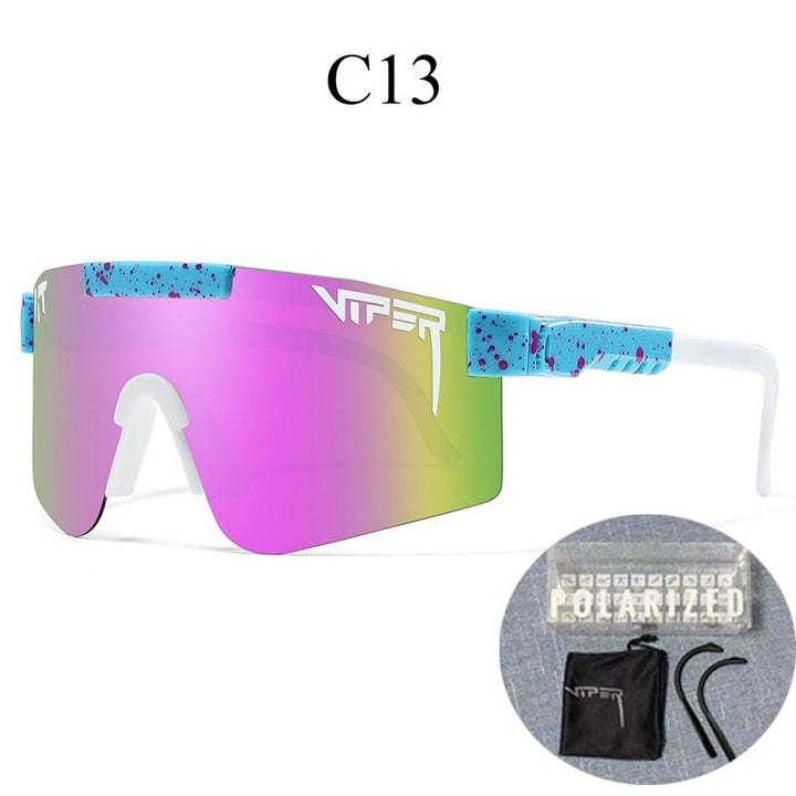 Accessoire essentiel: lunettes de soleil sport avec écran, protection UV pour cyclisme et course.