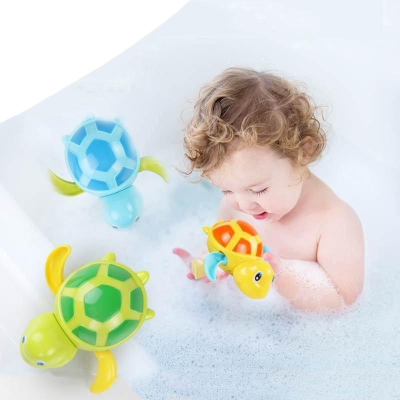 Lot de tortues de bain mécaniques sans pile, parfaites pour le jeu d'eau des tout-petits. Sécurisé, amusant.
