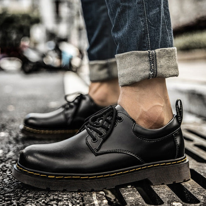 Chaussures business casual Milo pour hommes, alliant confort et élégance décontractée.