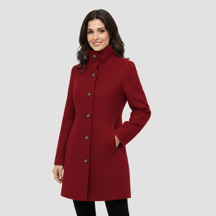 Manteau femme polyvalent, boutonné, col montant. Style chic ou décontracté pour automne/hiver.