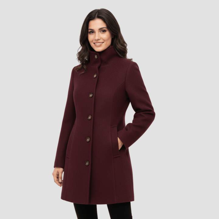 Manteau femme chaud, col montant et boutons décoratifs. Idéal pour l'élégance hivernale.