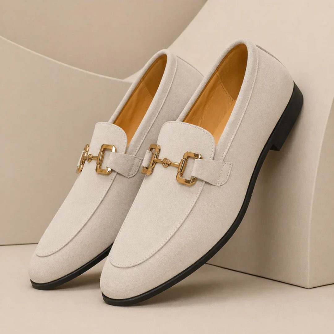 Chaussures mocassins homme classiques noires, élégantes avec boucle, parfaites pour le formel ou décontracté.