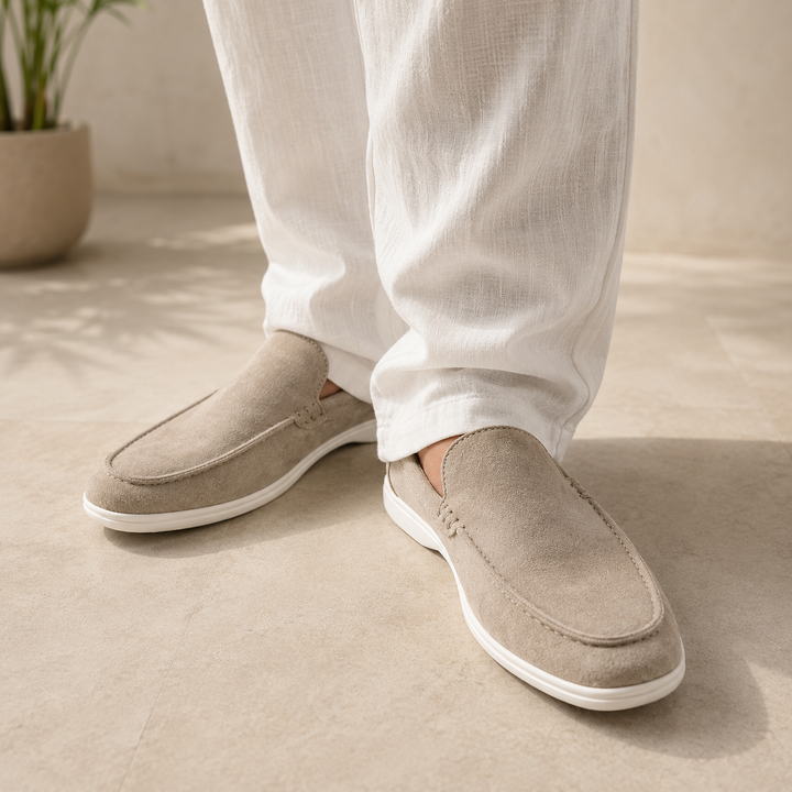 Mocassins homme à enfiler pour un confort optimal. Chaussures polyvalentes, idéales pour un look décontracté ou habillé.