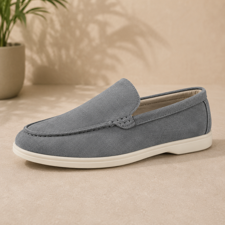 Mocassins homme confortables et élégants. Chaussures à glisser polyvalentes pour un style habillé ou décontracté en ville.