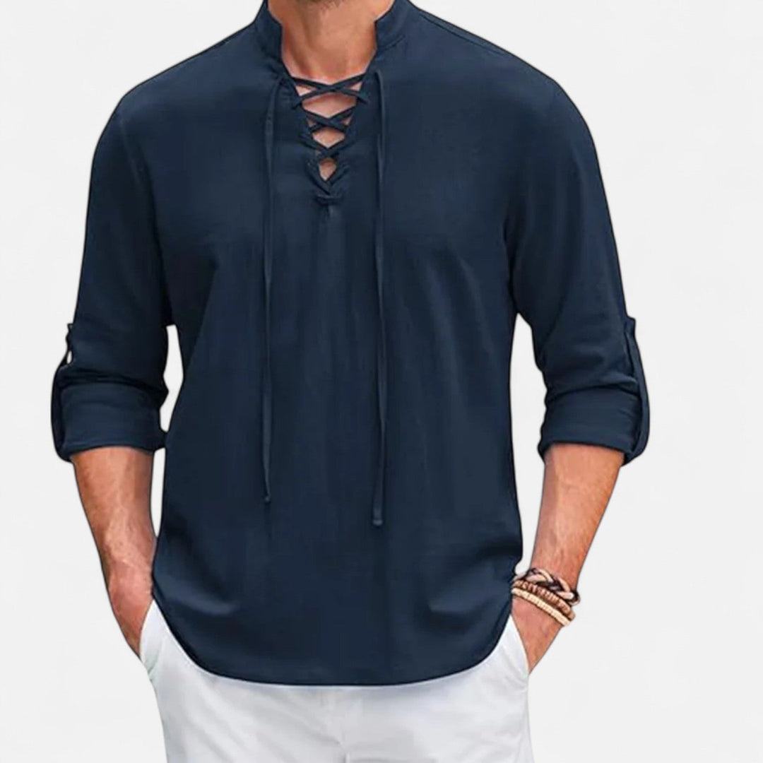 Chemise homme décontractée style médiéval viking, tissu respirant et coupe ample pour confort durable.