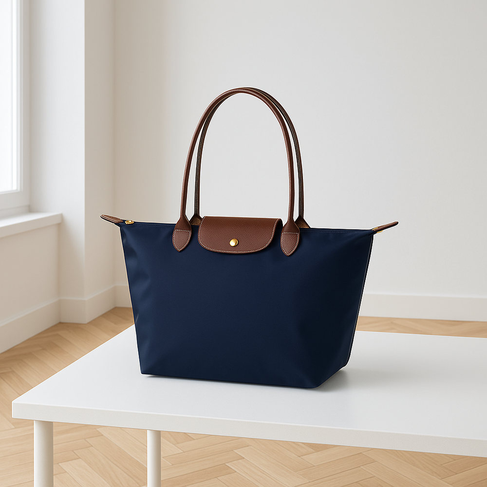 Sac cabas moderne pour femme avec compartiments organisés. Idéal pour un usage quotidien, ce sac polyvalent allie luxe et praticité.