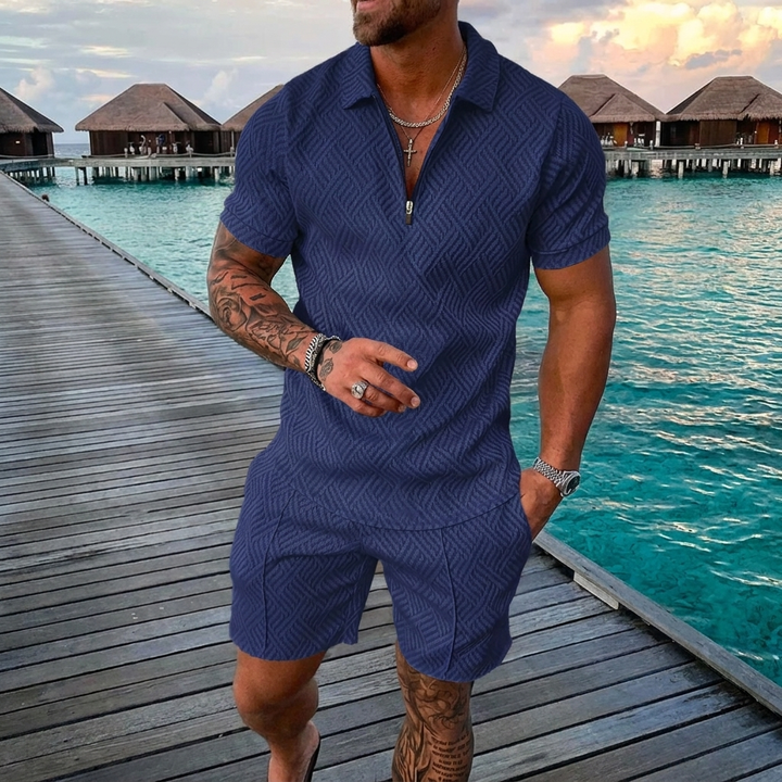 Ensemble homme élégant et décontracté d'été, incluant un short et une chemise légère, pour un look moderne.