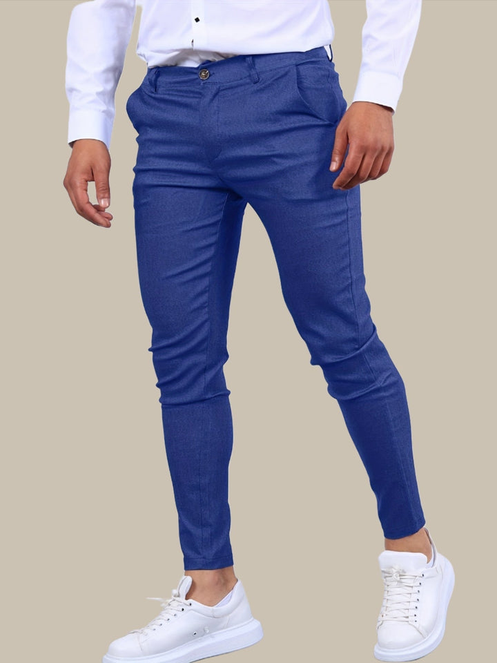 Pantalon homme casual chic, chino stretch slim fit. Parfait pour allier confort et élégance au quotidien avec style.