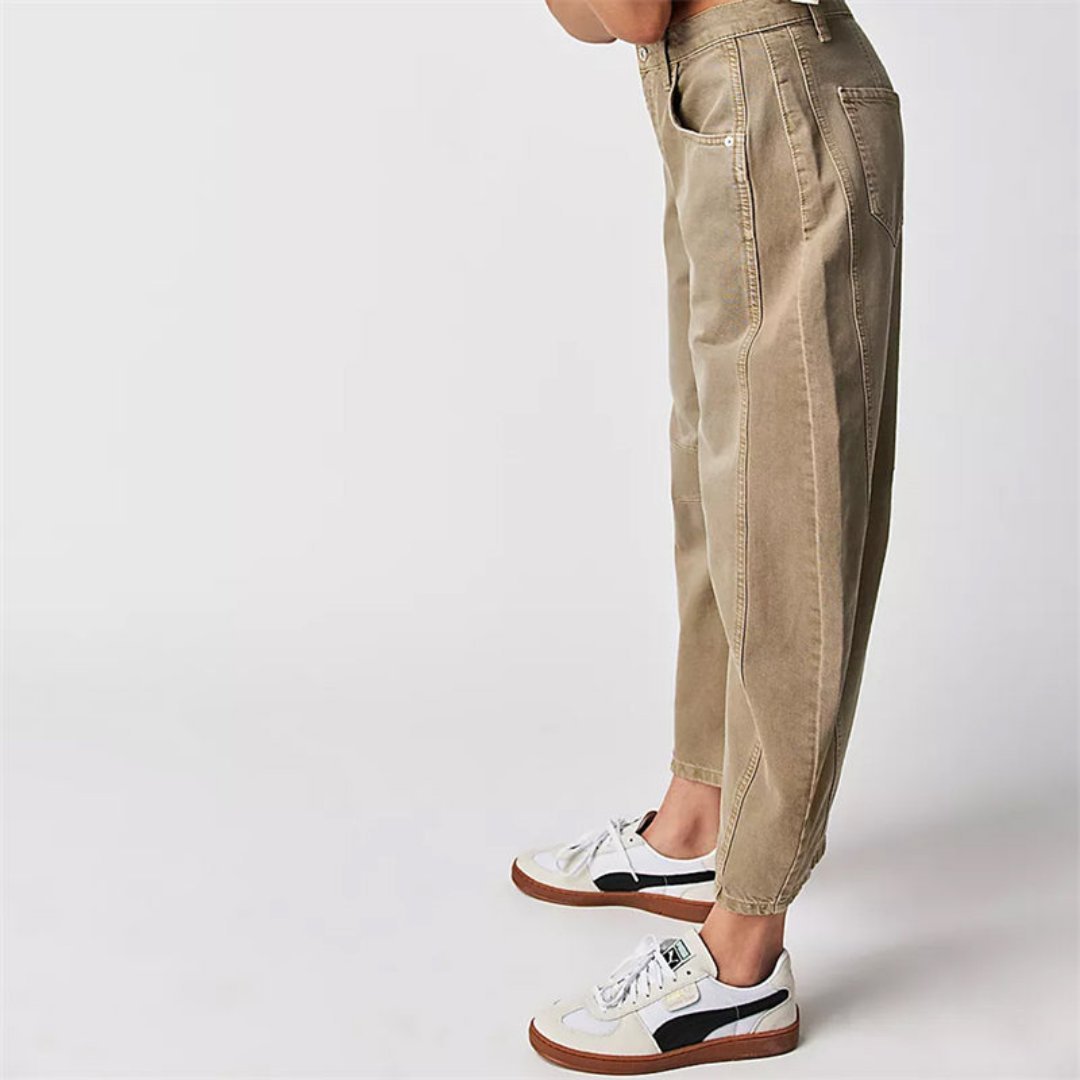 Pantalon large en denim pour femme, mi-mollet, coupe ample et confortable printemps.