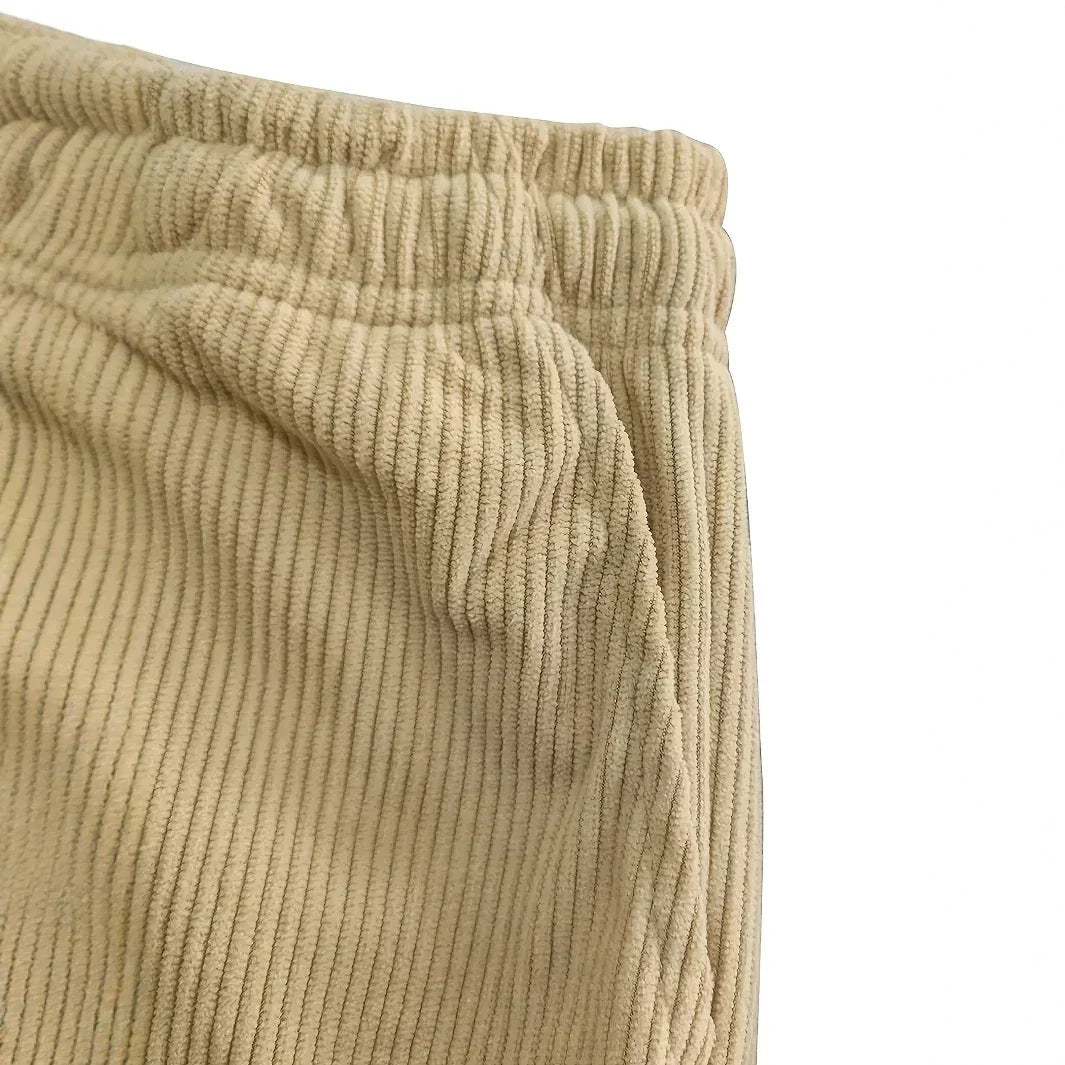 Élégant pantalon femme velours côtelé extensible, polyvalent pour automne et hiver.