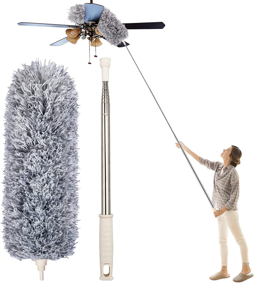 Plumeau télescopique microfibre pour dépoussiérer facilement plafonds et hauteurs. Nettoyage efficace et lavable.
