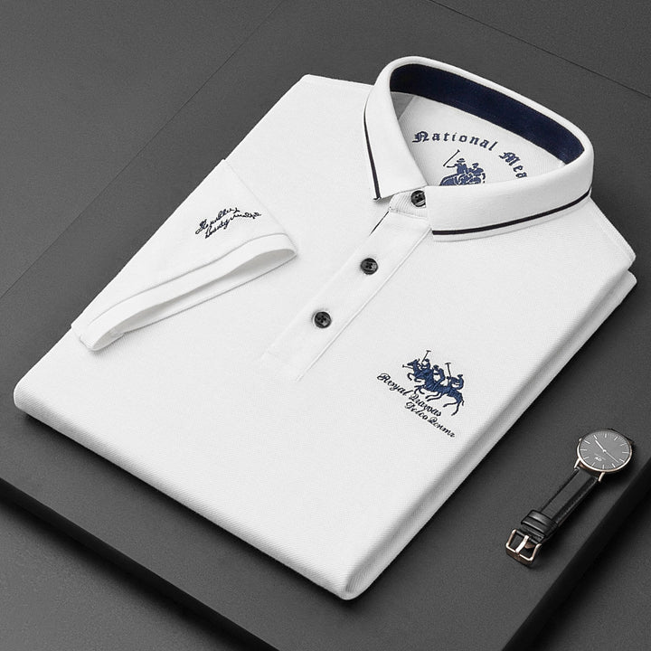 Polo homme à manches courtes, style classique et élégant. Parfait pour une mode masculine décontractée et polyvalente.