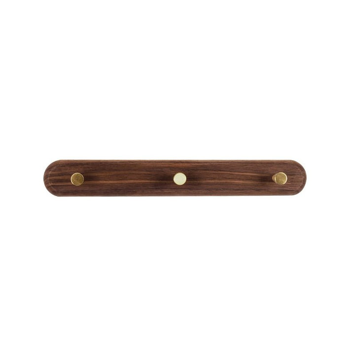 Porte-manteau en bois et laiton, fixation murale pour un gain de place élégant dans l'entrée.