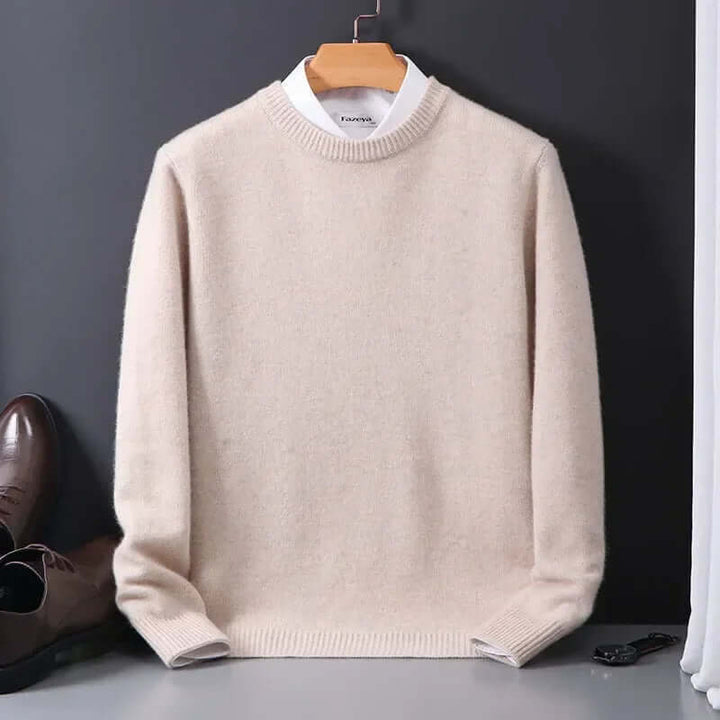 Pull homme en maille douillette, confort et chaleur avec une touche d'élégance.