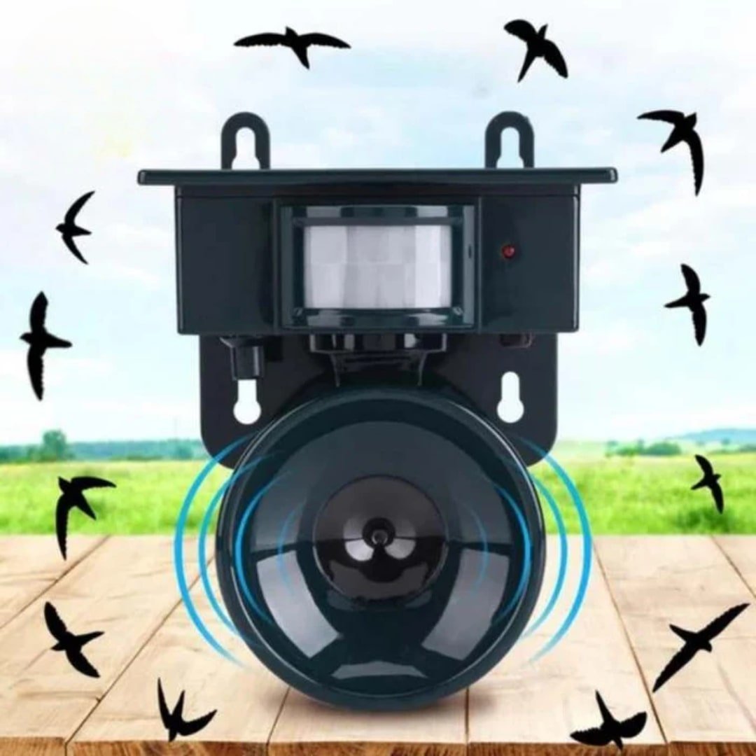 Répulsif solaire à ultrasons pour oiseaux, idéal pour jardin extérieur. Protection écologique autonome contre les nuisibles.