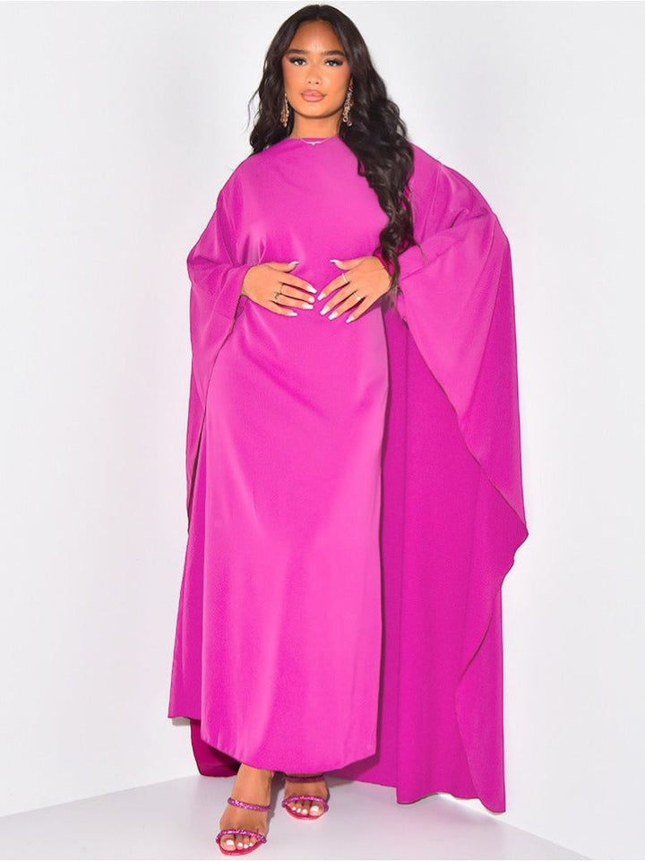 Robe midi élégante pour femme, fluide, manches évasées. Parfaite pour une soirée ou un événement formel, très confortable.