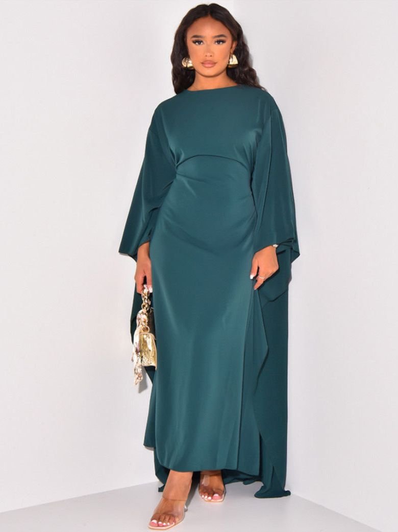 Robe habillée femme chic, longue et fluide, avec manches évasées. Confortable pour cérémonies et événements spéciaux.