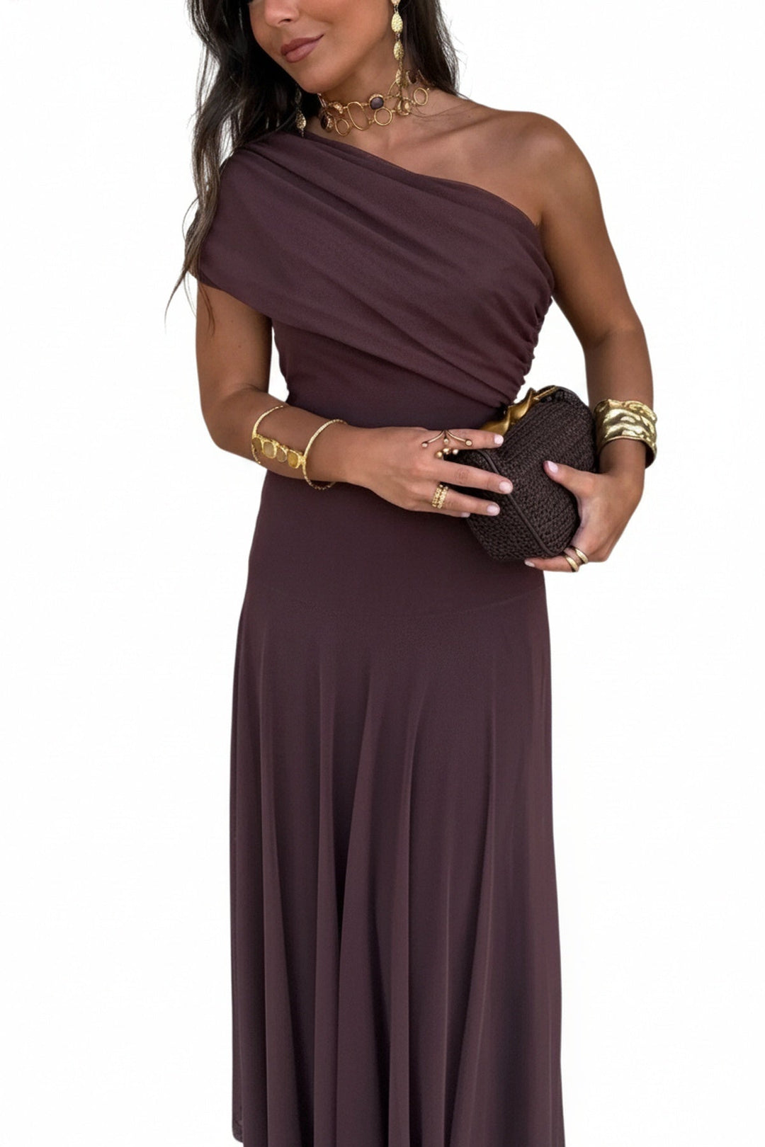 Robe longue drapée asymétrique femme, jupe fluide élégante, parfaite pour soirée ou cérémonie.