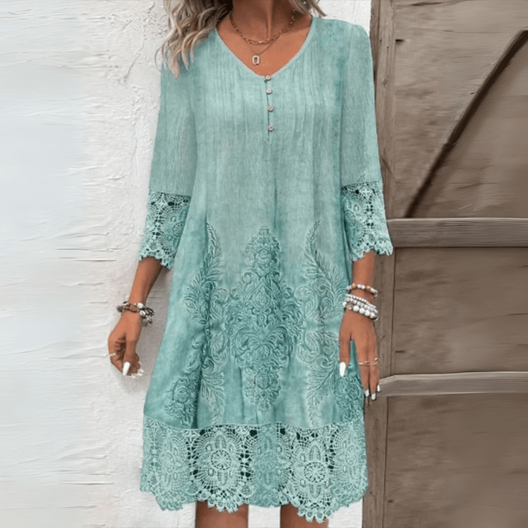 Robe mi-longue femme élégante à col V en dentelle, manches 3/4, coupe A-line, parfaite pour l'été chic.