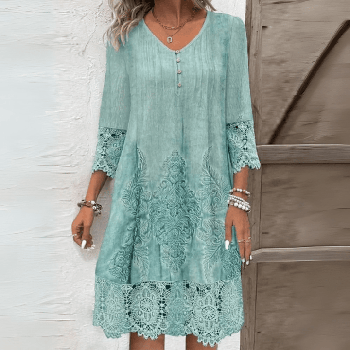 Robe mi-longue femme élégante à col V en dentelle, manches 3/4, coupe A-line, parfaite pour l'été chic.
