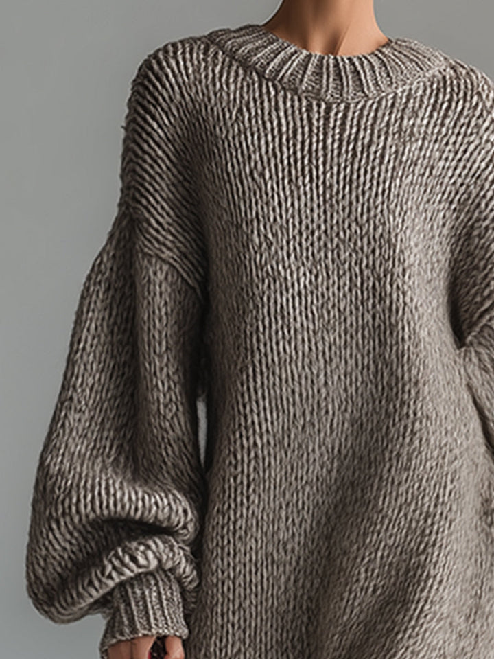 Robe pull maxi femme, oversize, tricot doux, un essentiel confortable pour l'hiver et le quotidien.