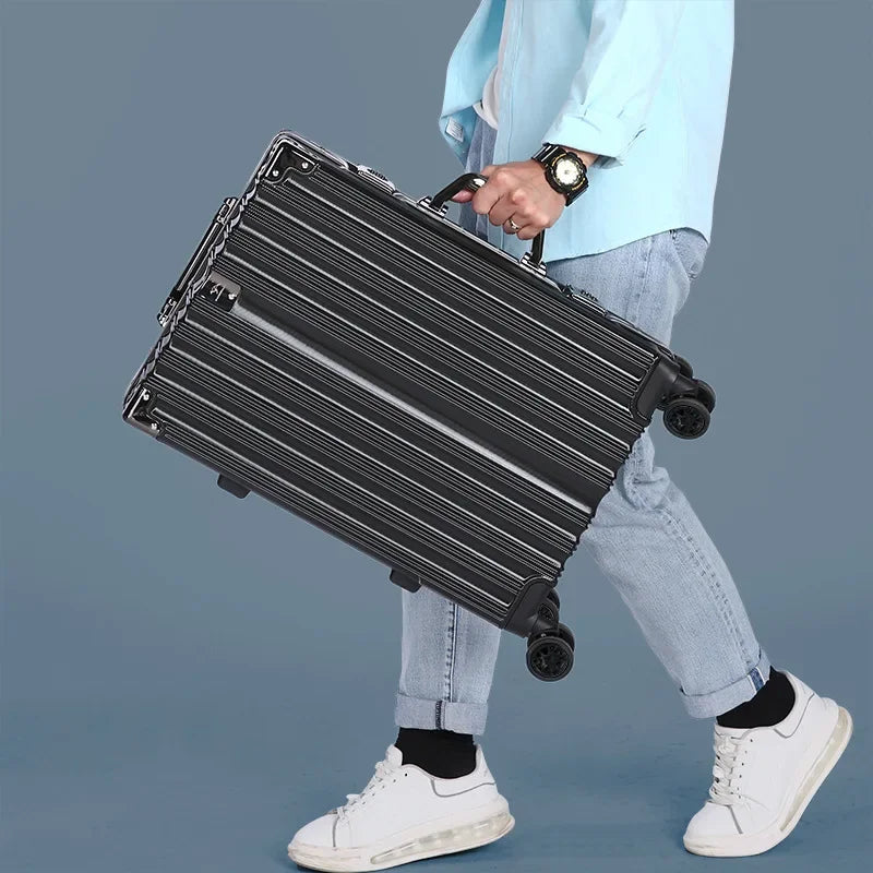Bagage rigide élégant et sécurisé, grand format, idéal court et long séjour.