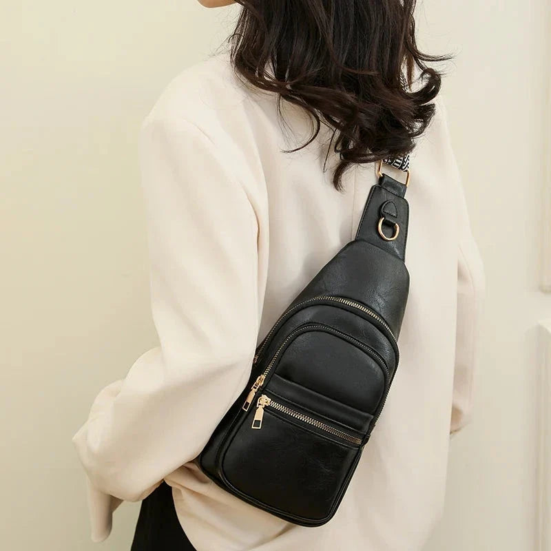 Sac banane chic pour femme, bandoulière réglable. Cuir PU. Mode et sport au quotidien.