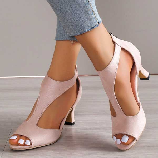 Sandales élégantes à talons pour femmes, bout ouvert, parfaites pour l'été et la mode féminine.
