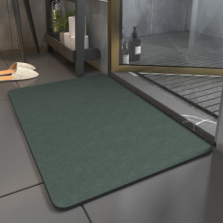 Tapis de salle de bain doux, absorbant et à séchage rapide, apportant confort et propreté à votre espace bain.
