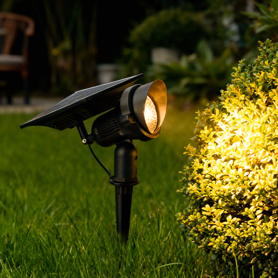 Éclairage extérieur écologique: spot solaire LED autonome, sans fil, idéal pour le jardin.