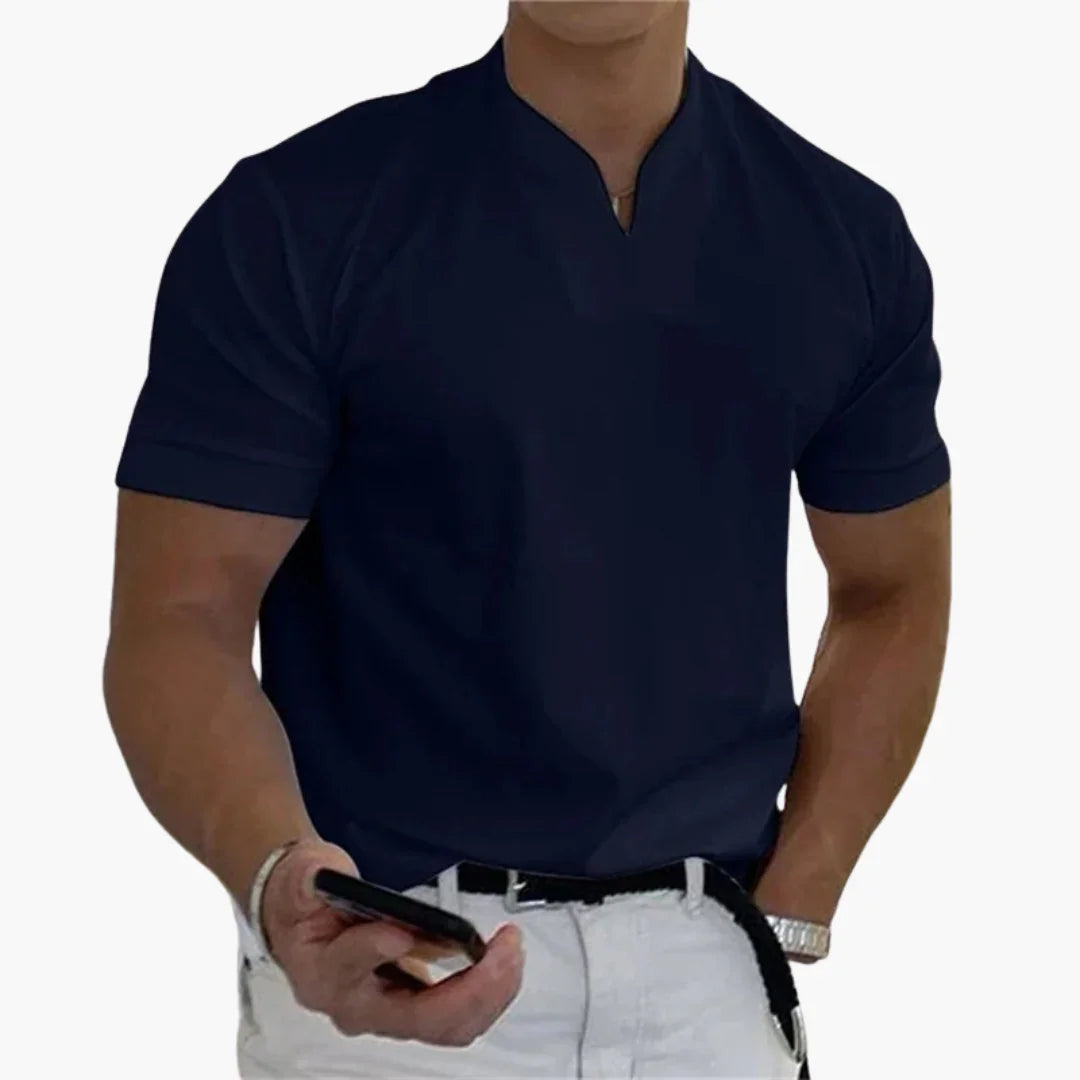 T-shirt homme mode masculine, col mao, manches courtes, idéal pour un style moderne et facile à porter.