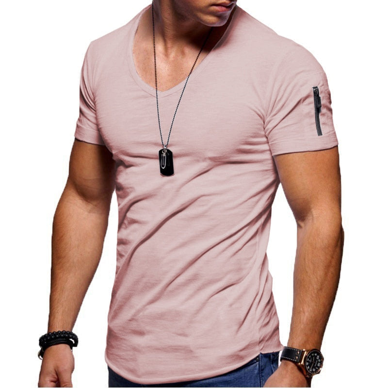T-shirt col V homme performance athlétique. Parfait pour entraînement, sport ou un style décontracté mode.