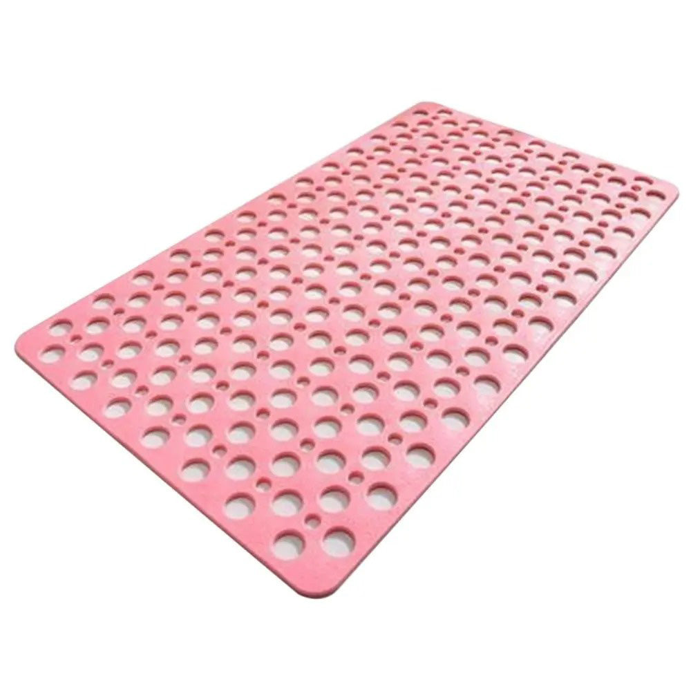 Tapis de douche antidérapant confortable en TPE avec ventouses. Hygiène et sécurité renforcées pour salle de bain.