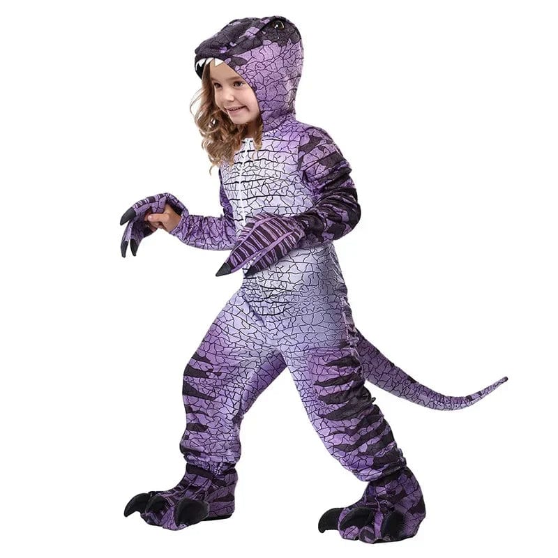 Enfant plein d'énergie en costume dinosaure, parfait pour le jeu et les célébrations de fête.