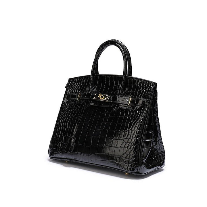 Sac à main femme en cuir, élégant et pratique, avec un espace de rangement intelligent.
