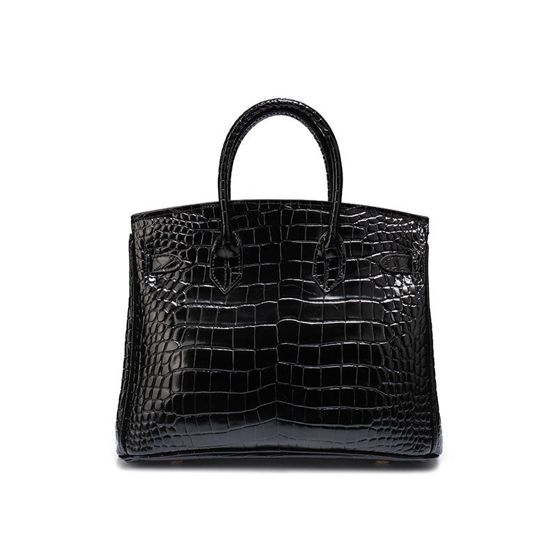 Sac à main en cuir, un classique indémodable pour la femme moderne et organisée.