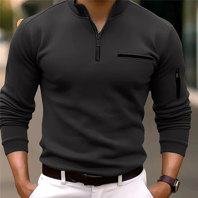 Haut homme Lorenzo en maille fine, pull à col montant zippé. Vêtement masculin polyvalent, élégant et casual.