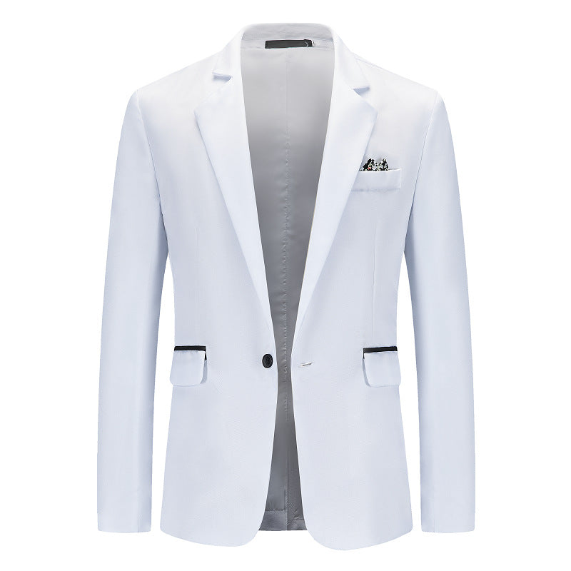 Blazer homme gris, texture du tissu. Confortable et résistant, idéal pour usage fréquent.