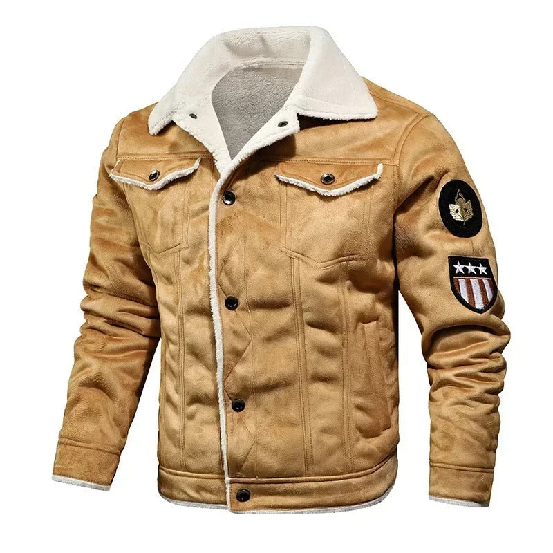 Veste homme d'hiver élégante et contemporaine, offre protection optimale contre le froid avec un style impeccable.